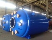 高温纯净水对搪玻璃反应釜设备瓷面也有腐蚀性